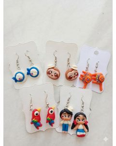 Aretes con Identidad